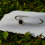 Polsera de plata amb roca volcànica per a oli essencial — DSC00280