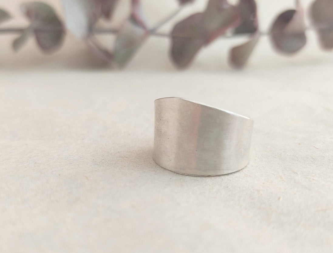 Anell TRO de plata mate – vista frontal